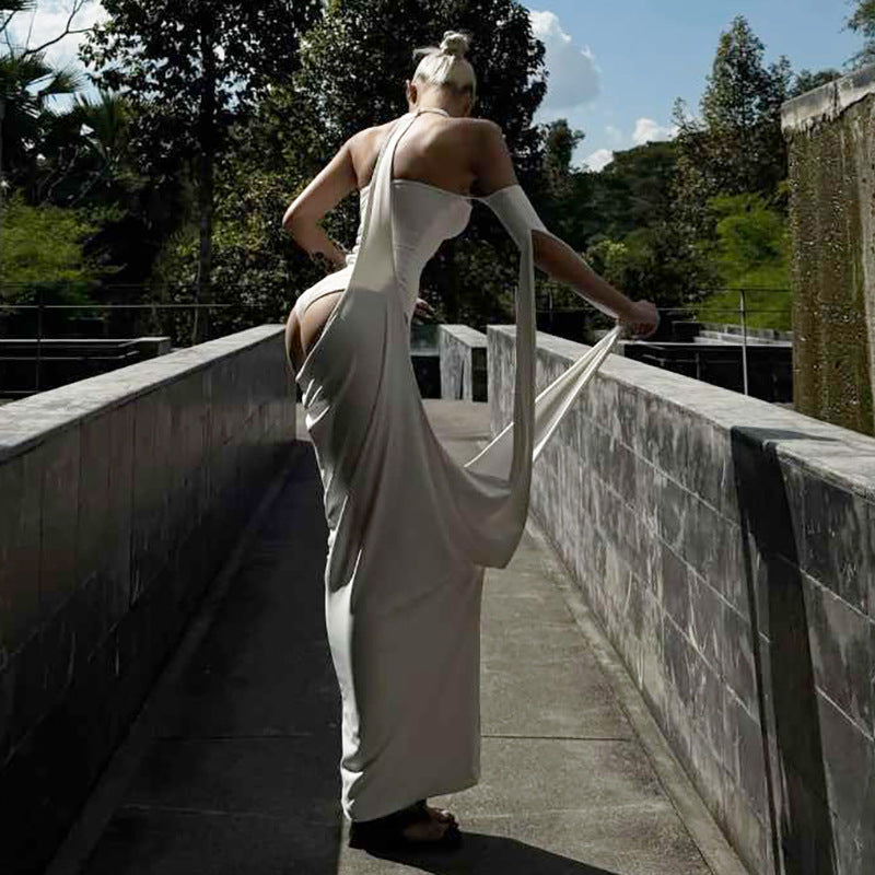 Damen Stilvolles Abendkleid mit asymmetrischem Schnitt und eleganten Drapierungen R&B