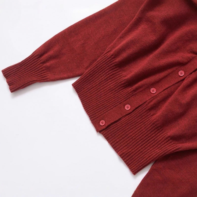 Damen modische Strickjacke mit Druckknopfverschluss und dekorativem Rüschendetail R&B