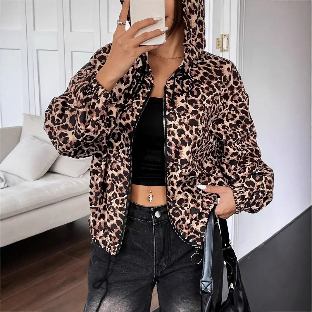 Damen leichte Kapuzenjacke im trendigen Leopardenmuster R&B