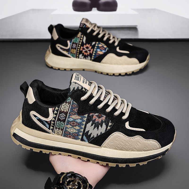 Damen Sportliche Sneaker mit einzigartigem textilem Design und dämpfender Sohle