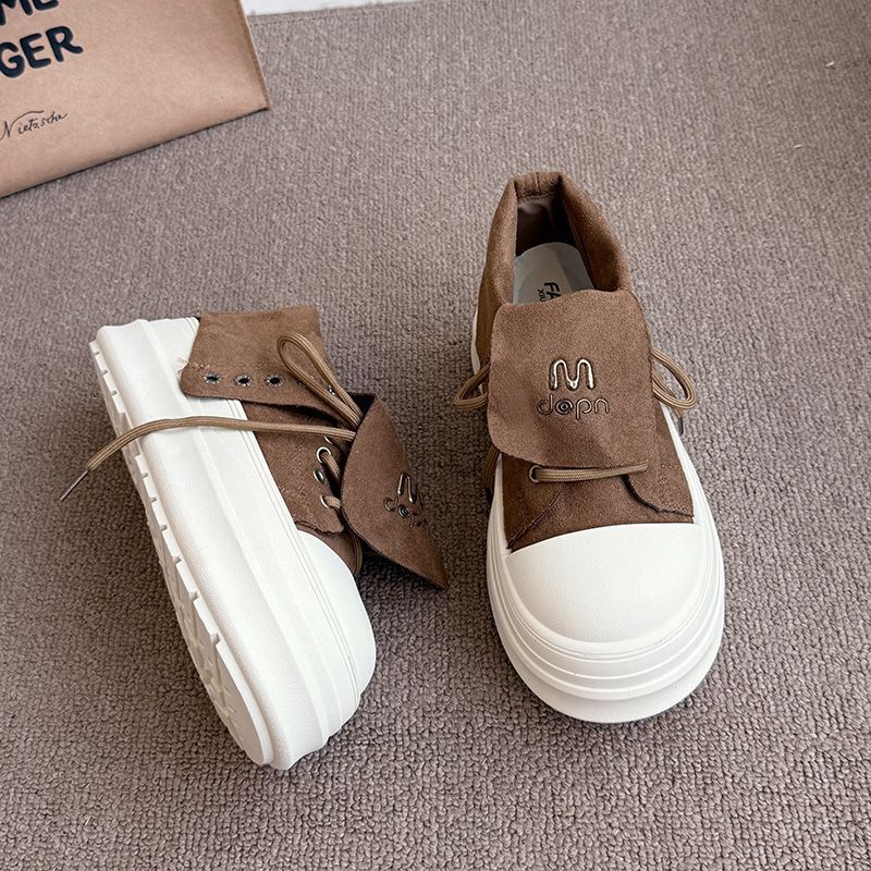 Damen Hochformat Sneakers mit modischem Veloursleder und robustem Plateau