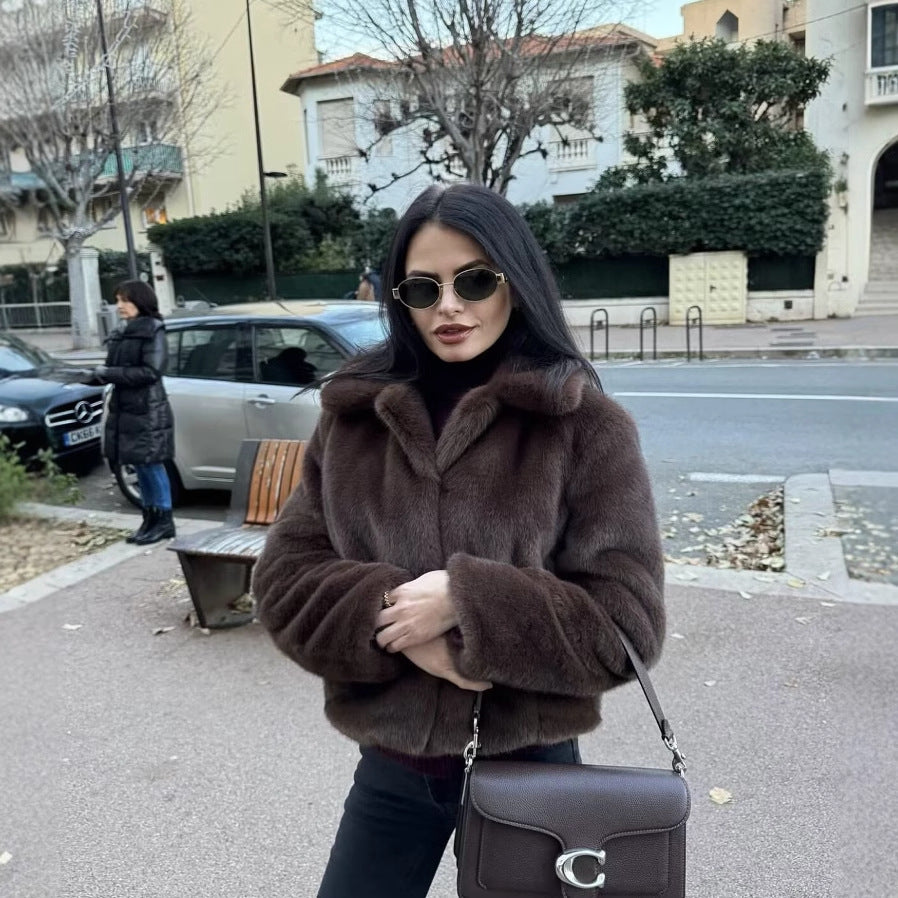 Damen Kunstpelzjacke mit elegantem Kragen und modischem Schnitt R&B