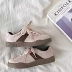Damen Sneakers mit weichem Veloursleder und modischem Design
