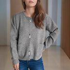 Damen Cardigan mit dekorativen Knöpfen und praktischen Taschen R&B