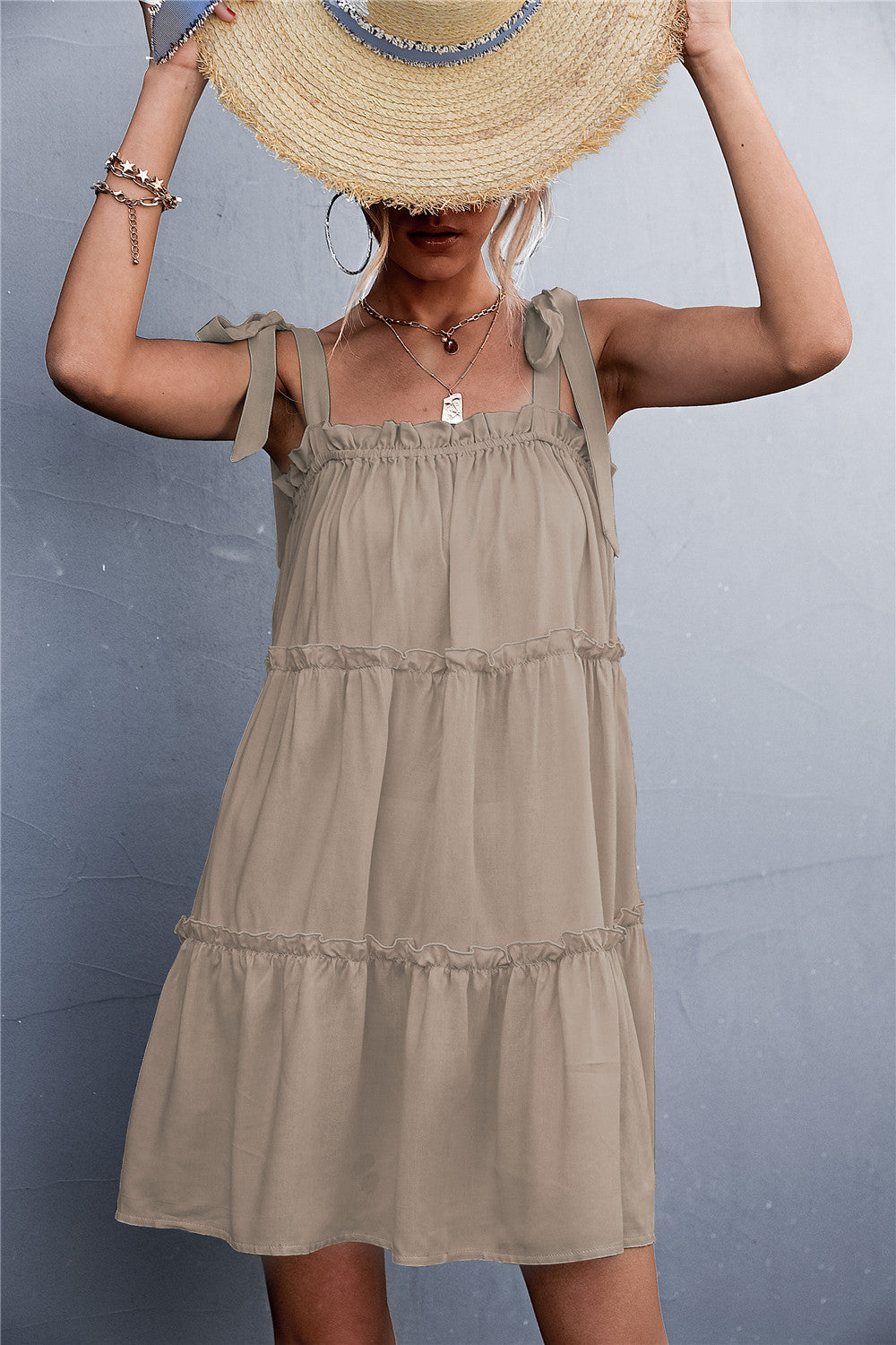 Damen luftiges Sommerkleid mit Rüschendetails und verstellbaren Trägern R&B