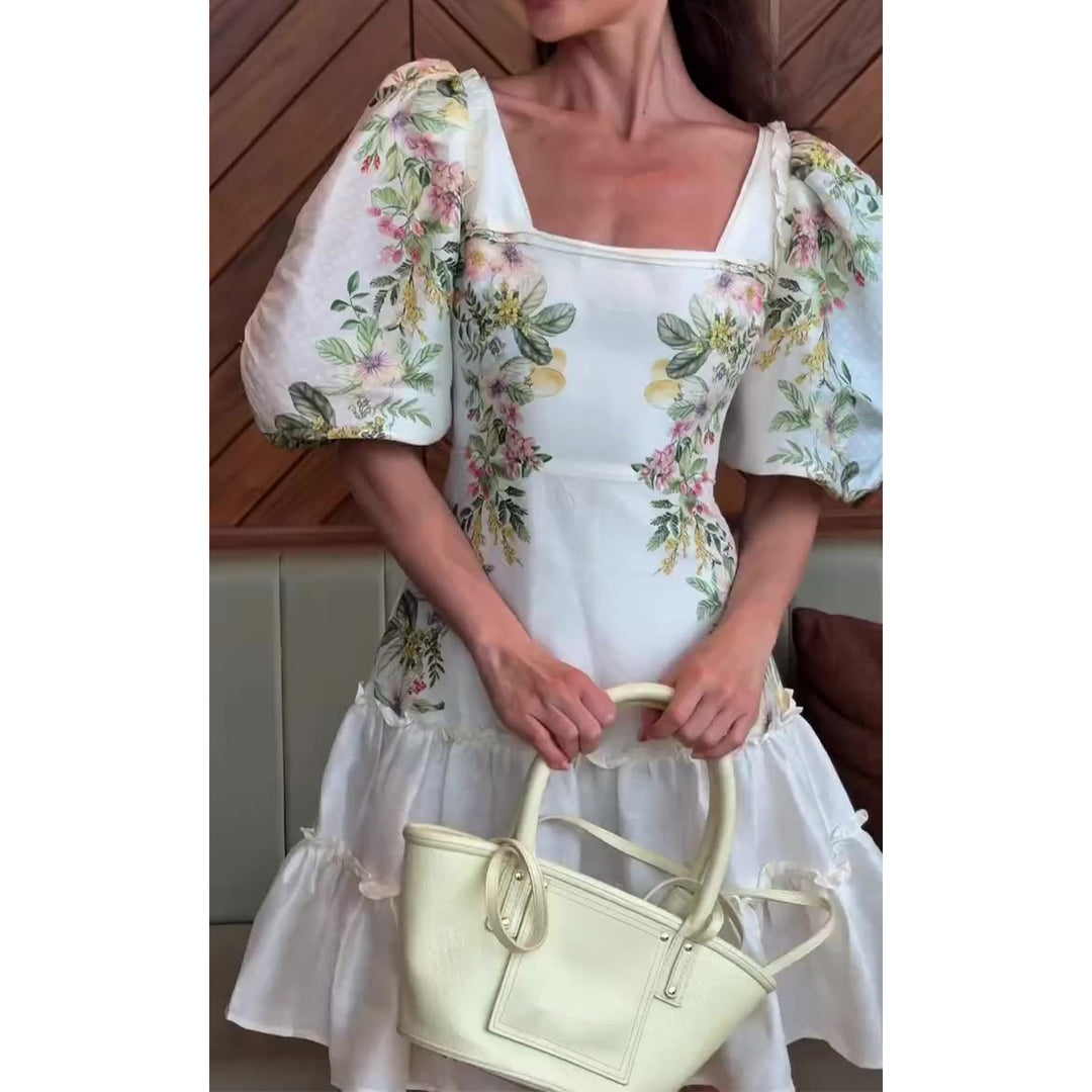 Damen Blumenkleid mit voluminösen Puffärmeln und fließendem Rock R&B