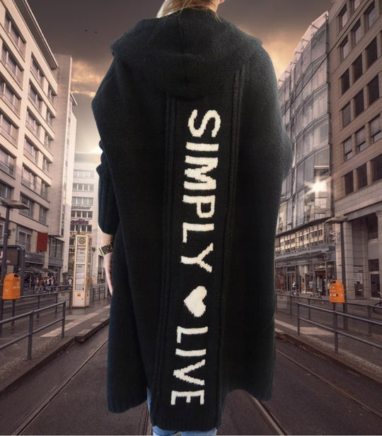 Damen Oversized Strickmantel mit Hoodie und auffälligem Schriftzug R&B