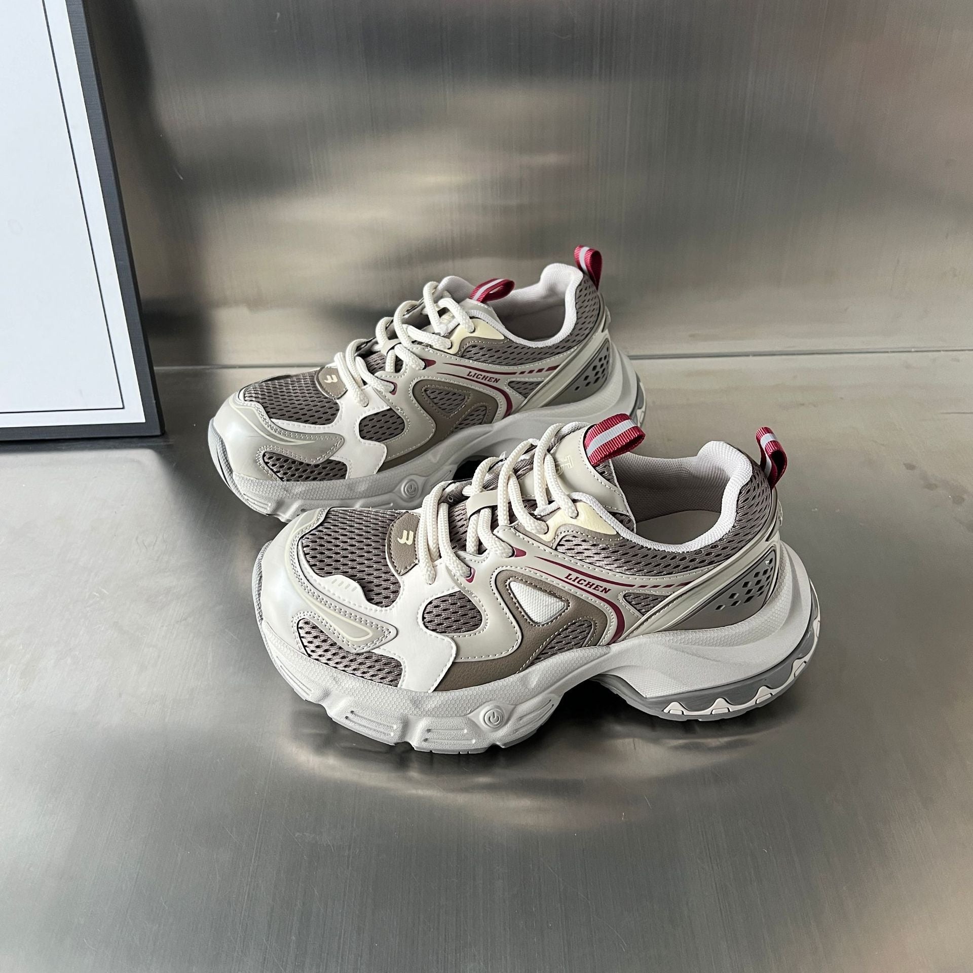 Damen sportive und bequeme Sneakers R&B