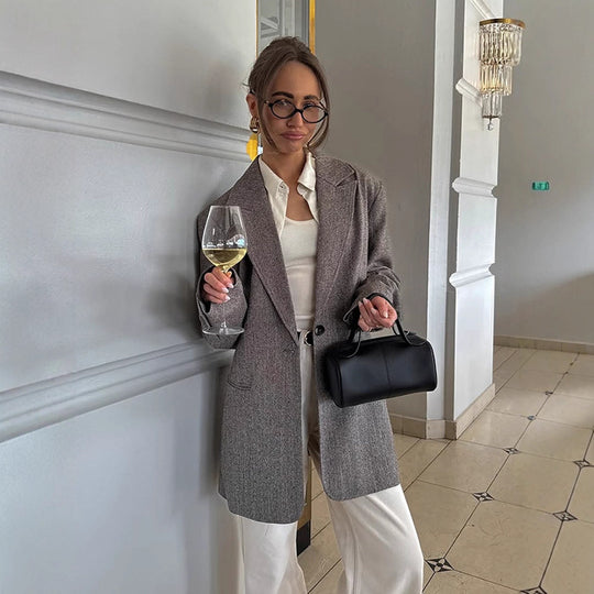 Damen Oversized Blazerjacke mit edlem Karomuster und praktischen Taschen R&B