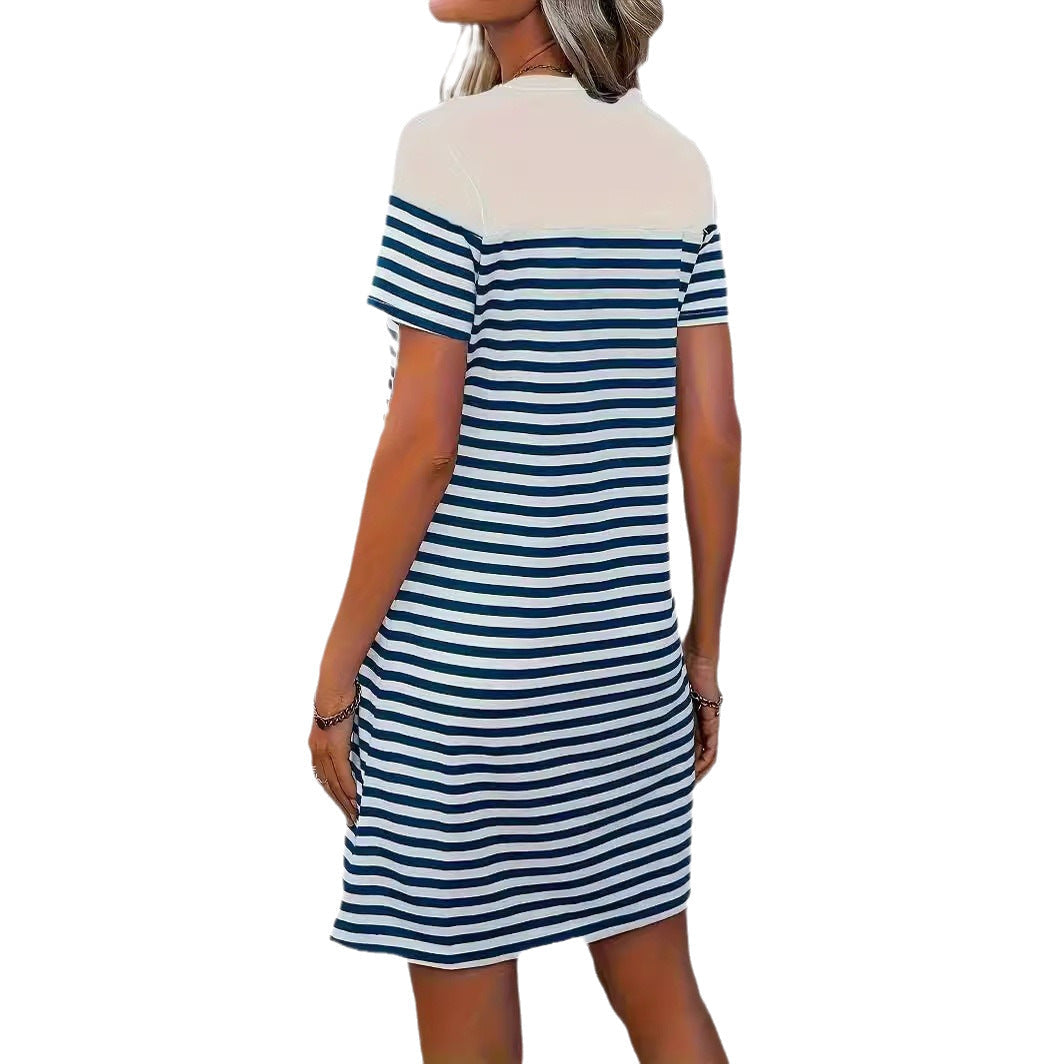 Damen Freizeitkleid mit modischem Streifenmuster und Herzapplikation R&B