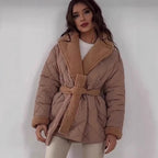 Damen gesteppte Fleecejacke mit Gürtel und großem Kragen R&B