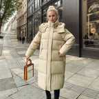 Damen langärmliger Puffer-Mantel mit isolierender Fütterung und verstellbarer Kapuze