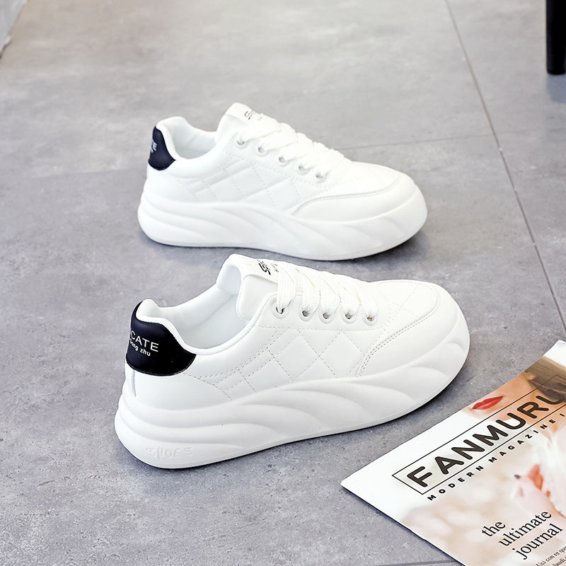 Damen Sneaker mit bequemer dämpfender Sohle und stylischem Design R&B