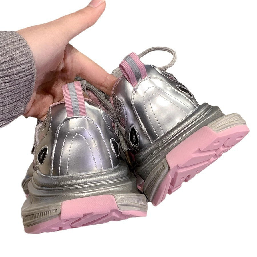 Damen Sportliche Sneakers mit Mesh-Obermaterial und reflektierenden Akzenten R&B