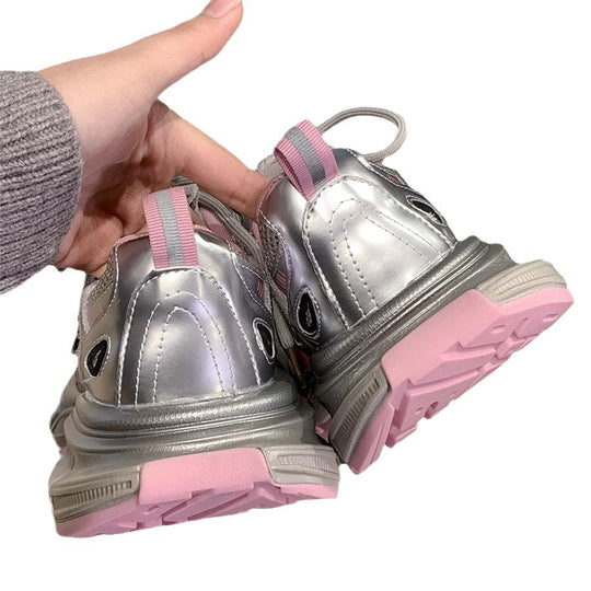 Damen Sportliche Sneakers mit Mesh-Obermaterial und reflektierenden Akzenten R&B