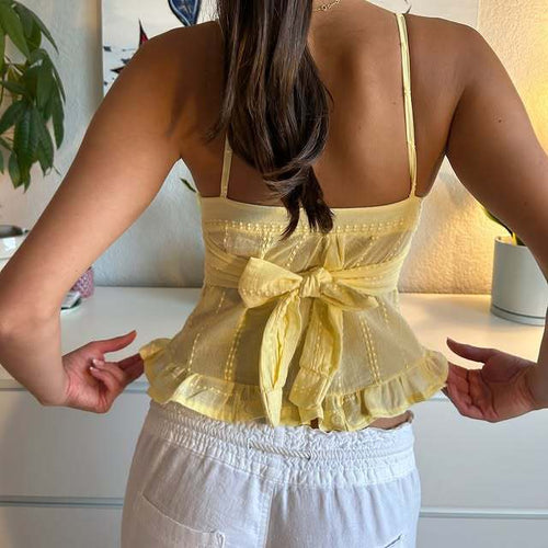 Damen Verspieltes Spaghetti-Trägertop mit Rüschen und Knopfdetail R&B