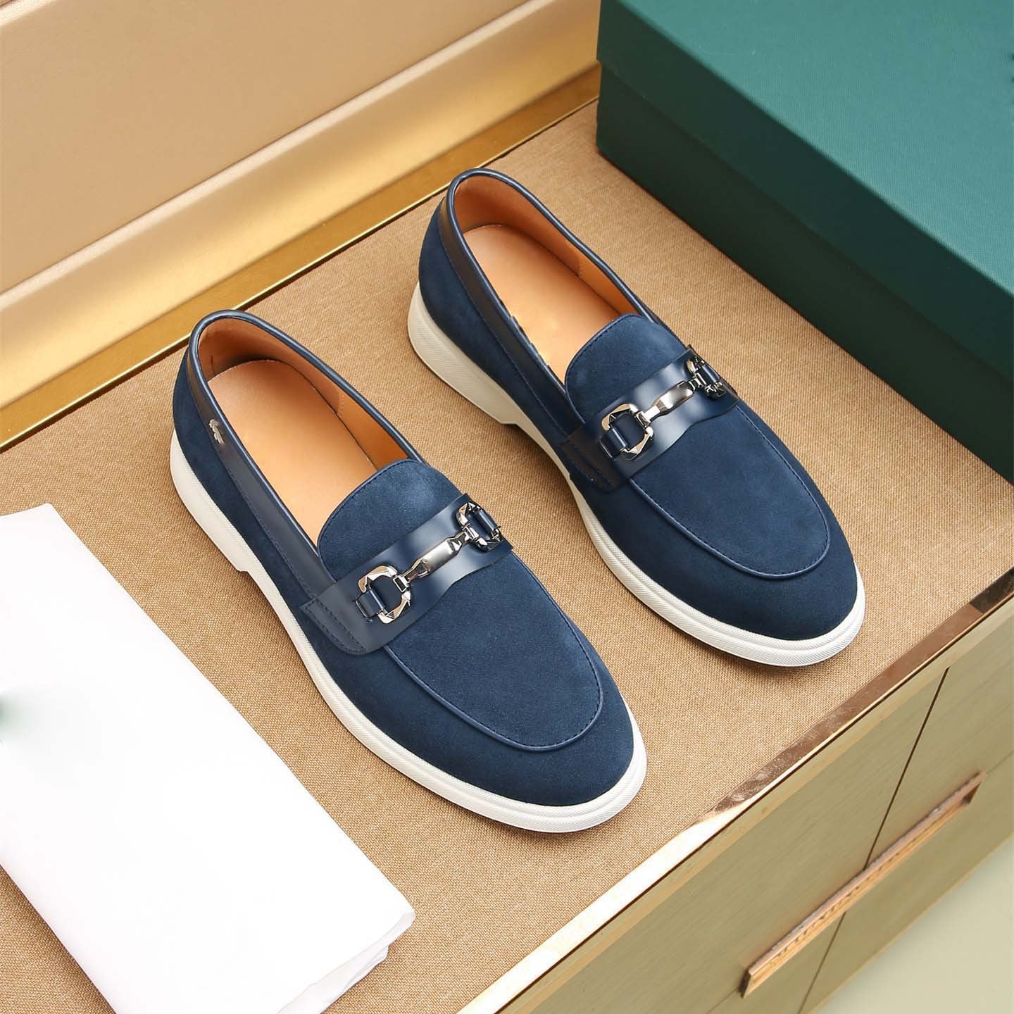 Damen Mokassin-Slipper mit modischem Zierdetail und rutschfester Sohle R&B