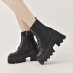 Damen Chunky Stiefel mit modischen Schnallen und robustem Plateau-Heel R&B