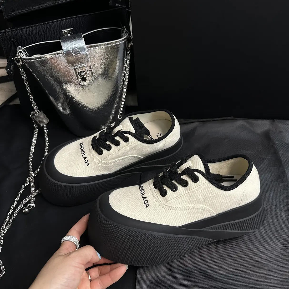 Damen Luxuriöse Plateau Sneakers mit hohem Komfort und modischem Design R&B