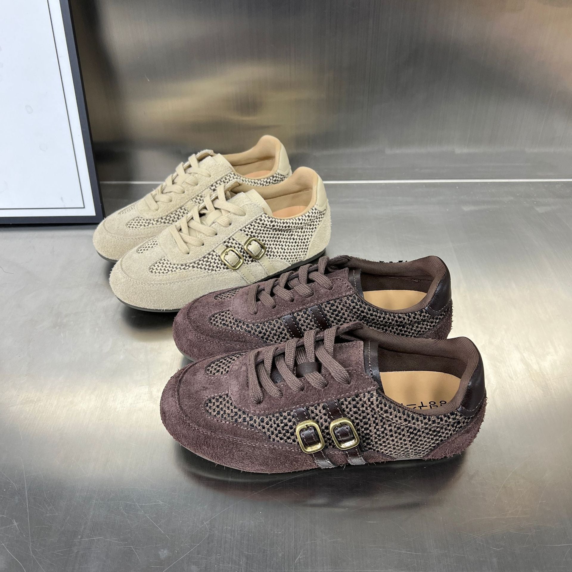 Damen Sportliche Sneakers mit elegantem Geflecht und modischem Schnallenverschluss R&B