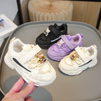 Damen Sportliche Kinder Sneakers mit praktischem Klettverschluss und tierischen Applikationen