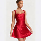 Damen Elegantes Cocktailkleid mit schickem Quadrat-Ausschnitt und fließendem Satin EB
