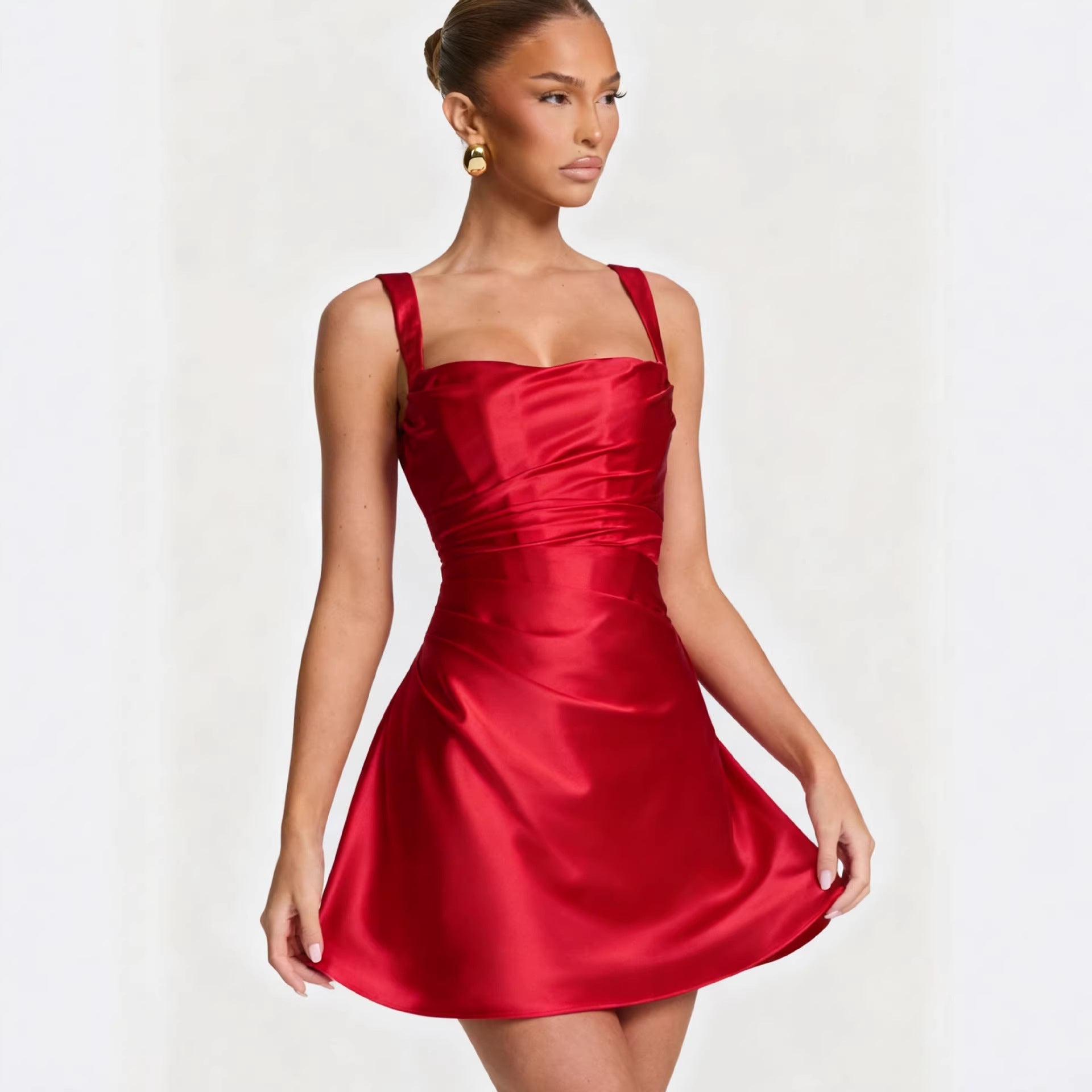 Damen Elegantes Cocktailkleid mit schickem Quadrat-Ausschnitt und fließendem Satin EB
