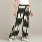 Damen Weite Stoffhose mit einzigartigem Batikdesign