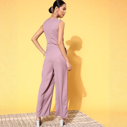 Damen Jumpsuit mit elegantem V-Ausschnitt von R&B