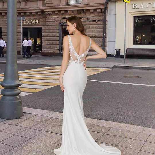 Damen Elegantes Abendkleid mit raffinierten Spitzendetails und figurbetonter Silhouette R&B