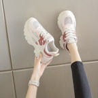 Damen Fashion Sneakers mit atmungsaktiver Mesh-Oberfläche und dämpfender Sohle