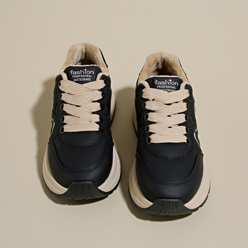 Damen Freizeit Sneakers mit angenehmem Futter und rutschfester Sohle R&B