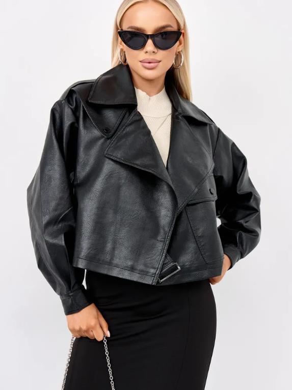 Damen Cropped Bikerjacke aus Kunstleder mit oversized Schnitt und strukturierten Details R&B