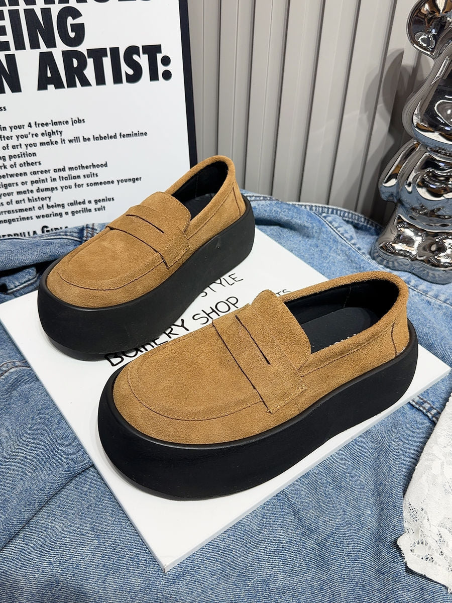 Damen modische Slipper mit extravaganter Plateau-Sohle R&B