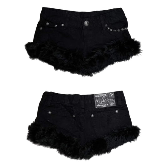 Damen Kurze Jeans mit flauschigen Saum R&B