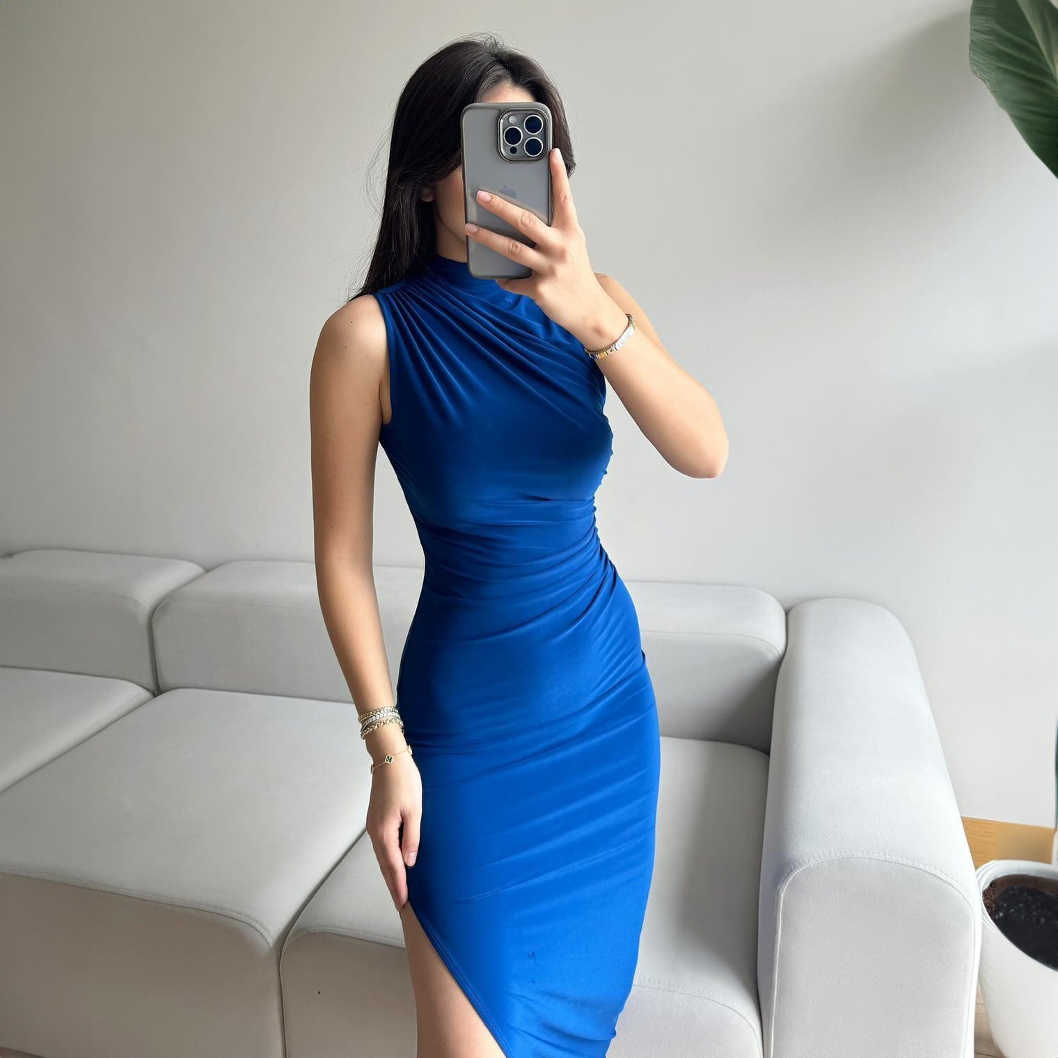 Damen Elegantes Wickelkleid mit figurbetontem Schnitt und hohem Schlitz R&B