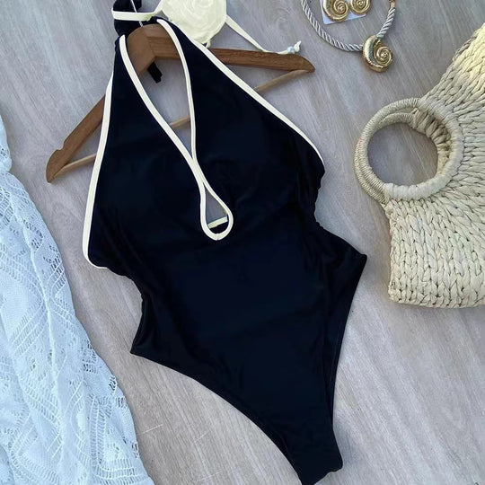 Damen Eleganter Badeanzug mit Hochgeschlossenem Ausschnitt und Blütenakzent R&B