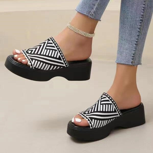 Damen Komfortable Blockabsatz-Sandalen mit breitem Riemen R&B