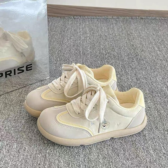 Damen Sportliche Sneaker mit atmungsaktivem Obermaterial und weicher Dämpfung R&B