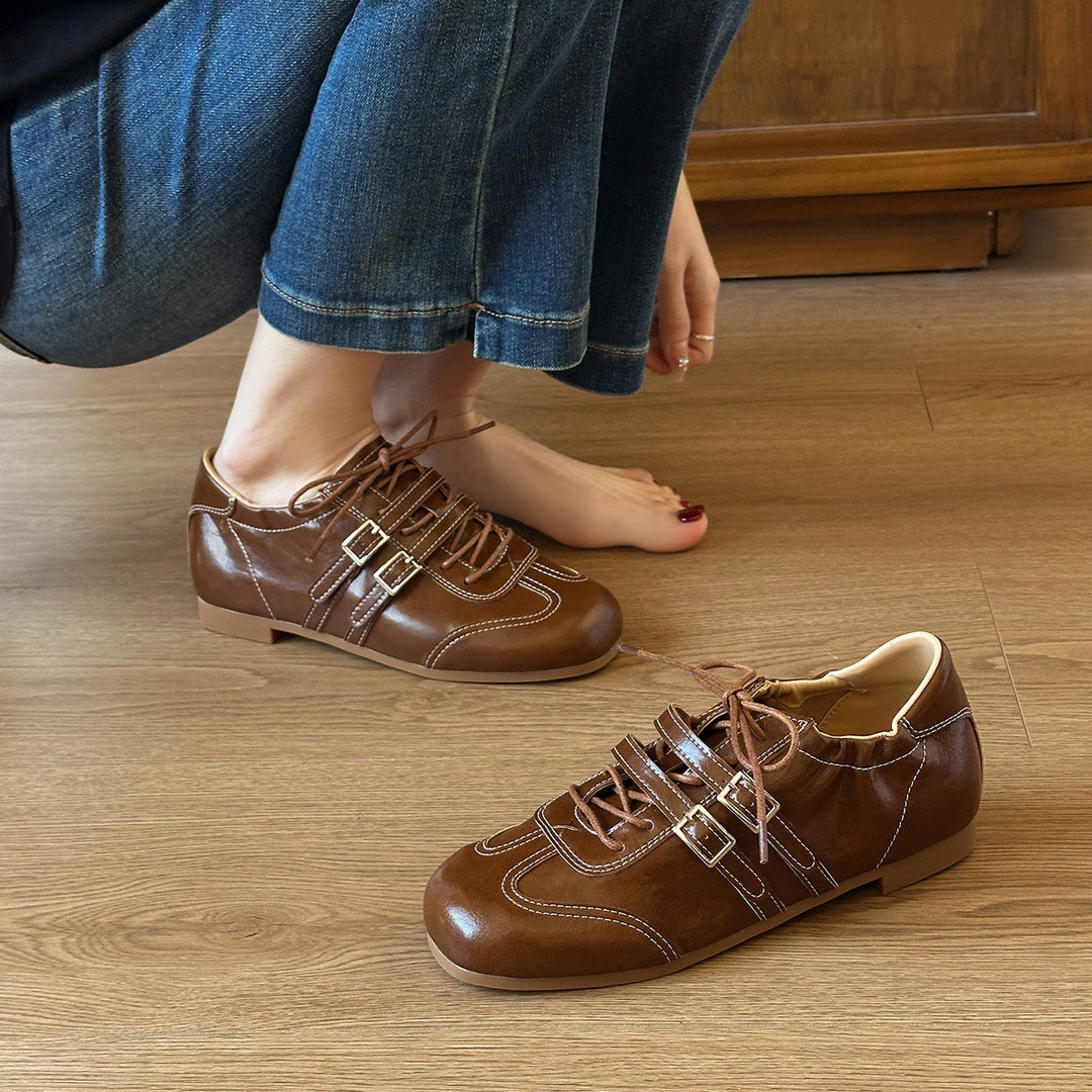 Damen Sportliche Lederschuhe mit modischen Schnürdetails R&B