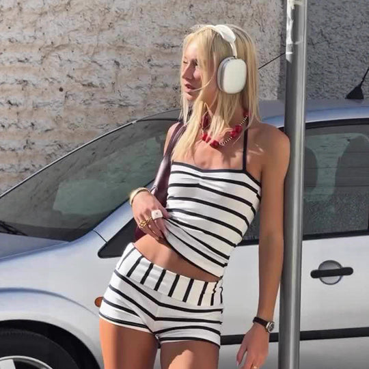Damen Badeset mit trendy Streifenmuster R&B