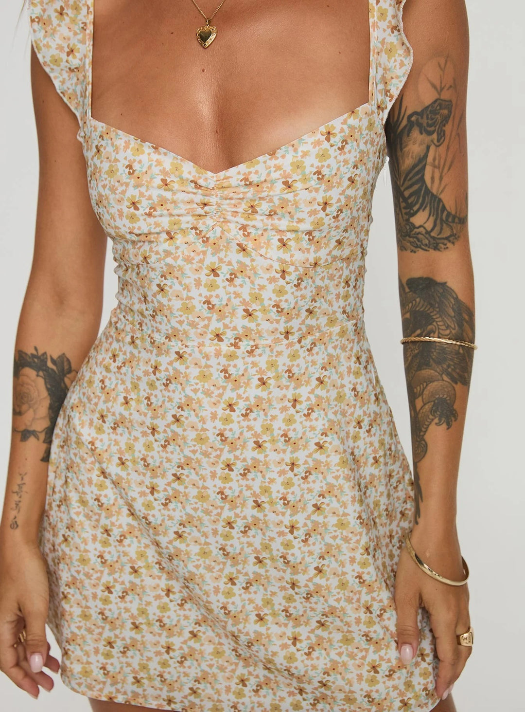 Damen romantisches Sommerkleid mit floralen Stickereien und Rüschendetails R&B