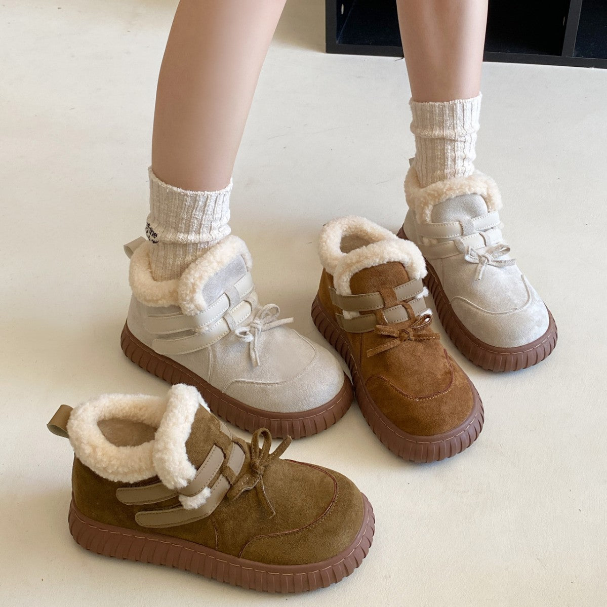 Damen Bequeme Winterboots mit weichem Kunstfellkragen und rutschfester Sohle R&B