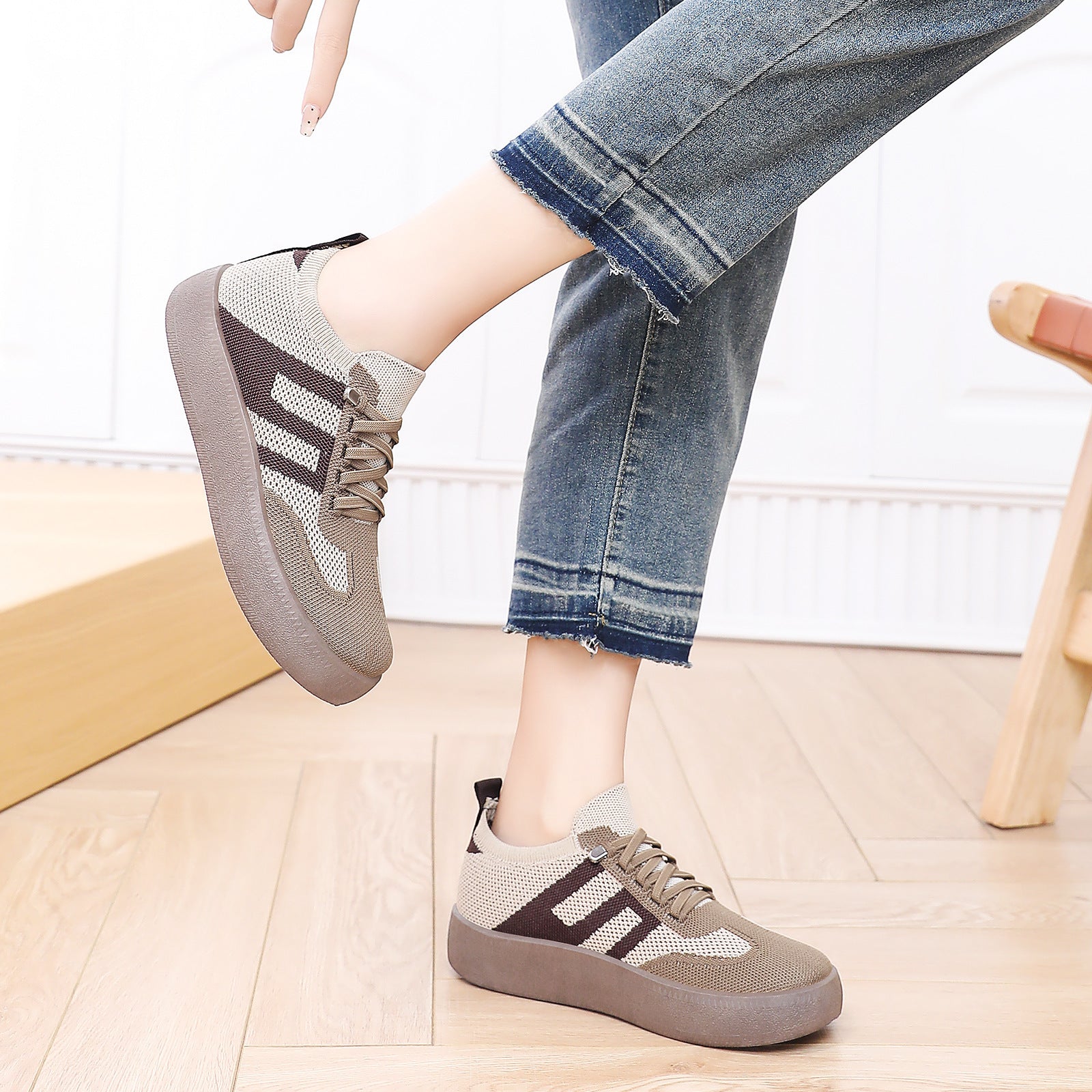 Damen Bequeme und luftige Sneaker mit Plattformsohle R&B