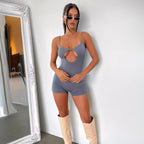 Damen figurbetonter Jumpsuit mit verführerischem Cut-Out und Spaghettiträgern R&B