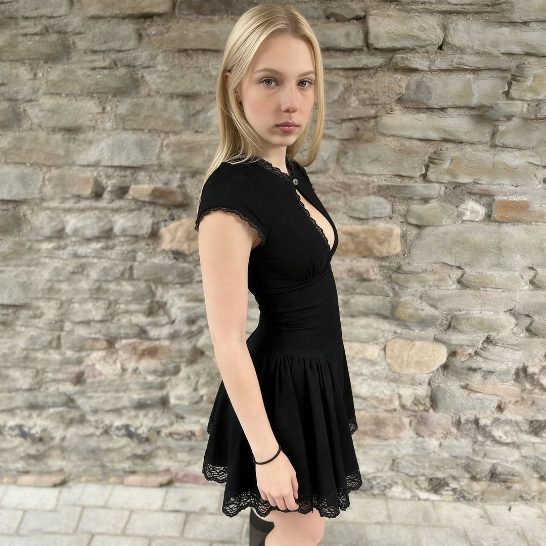 Damen Kleid mit romantischem Rüschensaum und zarten Spitzenakzenten R&B