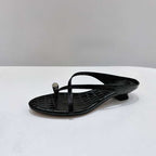 Damen elegante Zehensteg-Sandalen mit modischem Riemendesign und komfortablem Absatz R&B