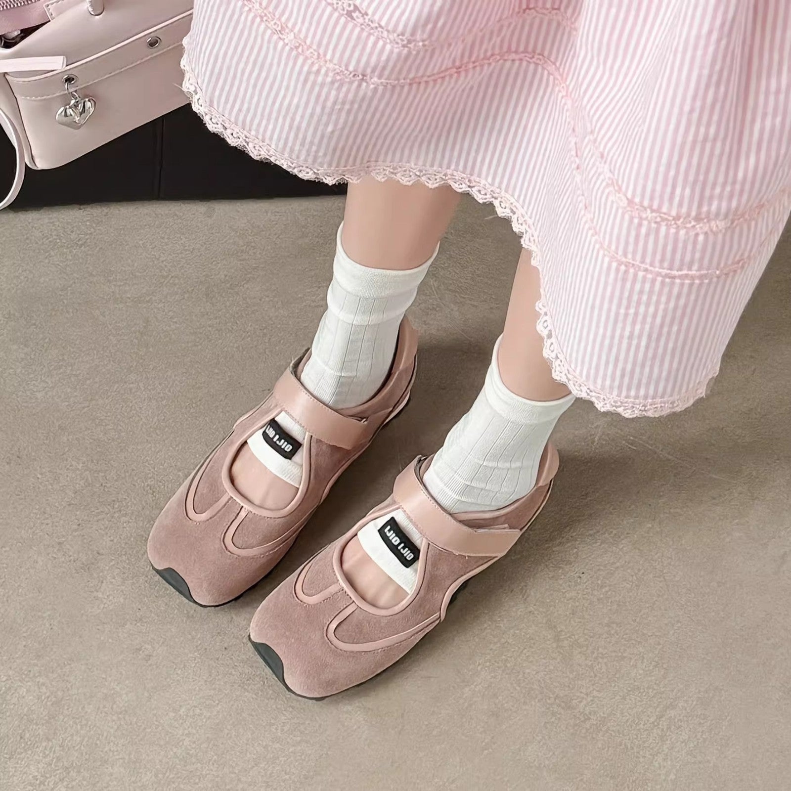 Damen Komfortable Clogs mit verstellbarem Klettverschluss und atmungsaktiver Sohle R&B
