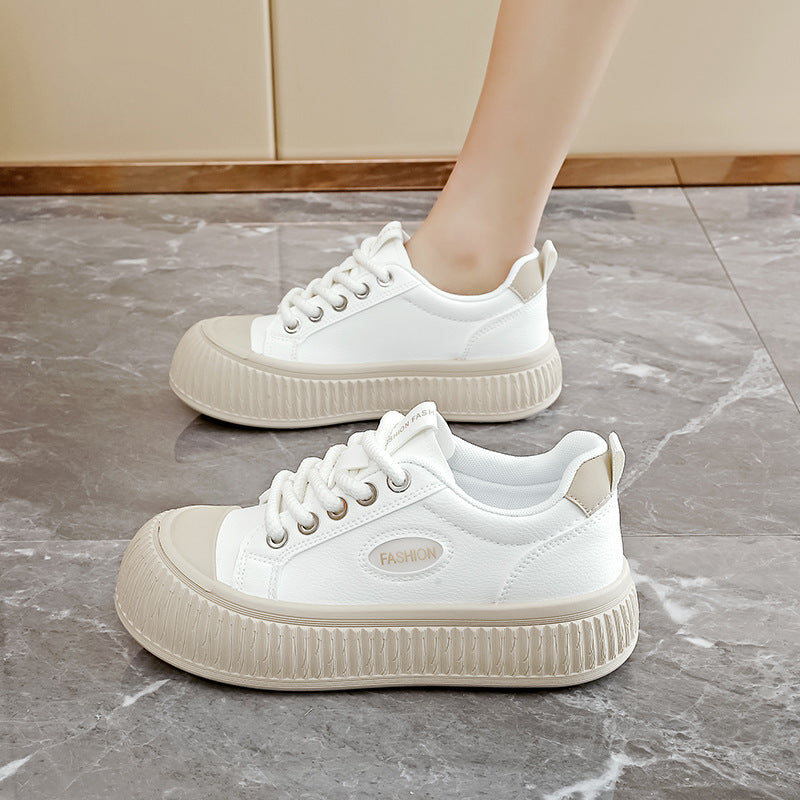Damen Sneakers mit auffälligem Zierprofil und atmungsaktivem Obermaterial R&B