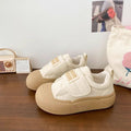 Damen Sneaker mit verstellbarem Klettverschluss und innovativem Sohlenprofil R&B